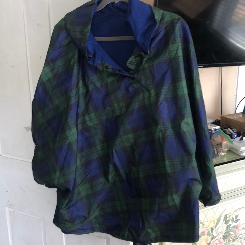 QVC reversal, a poncho rainproof poncho super cute one size fits most Super cute